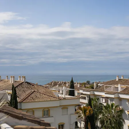 Sea View And Sunny Rooftop In Marbella, Remodeled 2025 アパート マルベーリャ