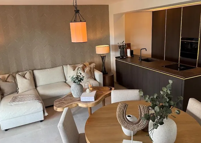 Sea View And Sunny Rooftop In Marbella, Remodeled 2025 アパート *