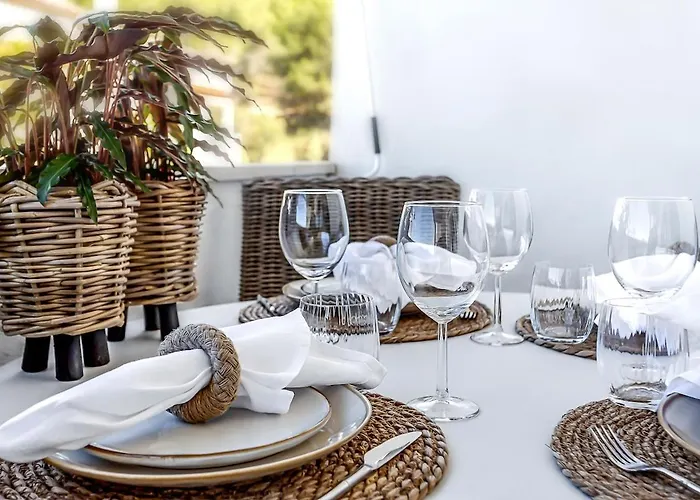 Sea View And Sunny Rooftop In Marbella, Remodeled 2025 アパート