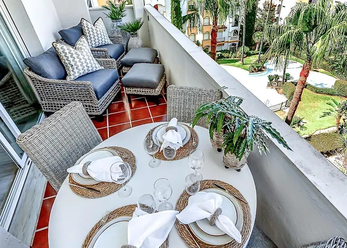 Sea View And Sunny Rooftop In Marbella, Remodeled 2025 マルベーリャ