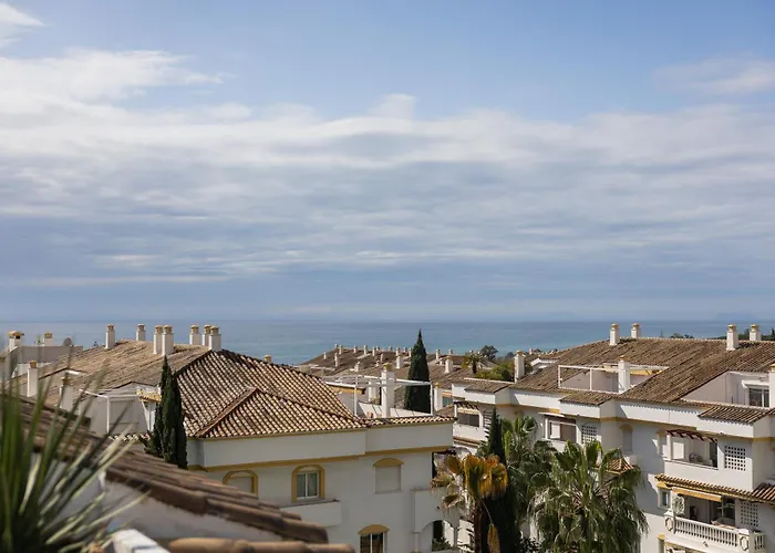 Sea View And Sunny Rooftop In Marbella, Remodeled 2025 アパート マルベーリャ